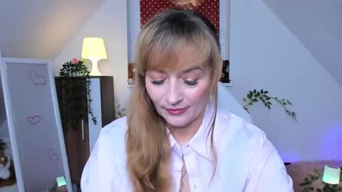 Snapshot of naughtymilane chatting on October 7, 2025, 8:39 pm Milana - on air every day except Wednesday from 9 pm to 4 am European time online show from October 7, 2025, 8:39 pm