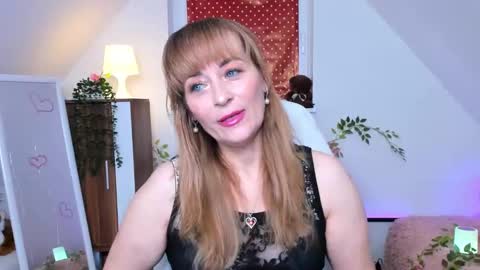 Snapshot of naughtymilane chatting on November 2, 2025, 8:44 pm Milana - on air every day except Wednesday from 9 pm to 4 am European time online show from November 2, 2025, 8:44 pm