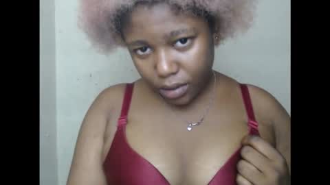 Snapshot of naughtyxpussyx chatting on September 26, 2025, 12:25 am naughtyxpussyx online show from September 26, 2025, 12:25 am