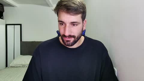 Nico online show from April 15, 2026, 7:58 pm