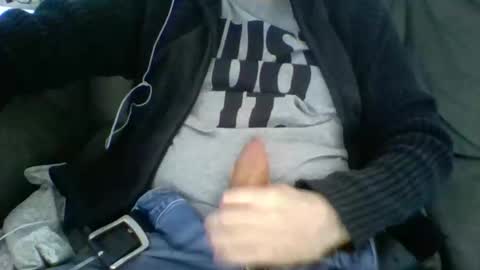 nawtydom1977 online show from May 11, 2026, 5:21 pm