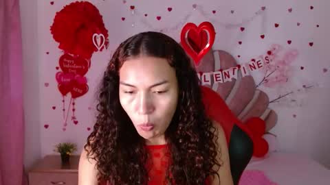 naya_fox1 online show from February 14, 2026, 5:53 pm
