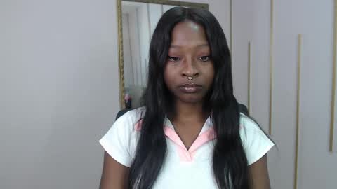 Nayaris 3 online show from April 8, 2026, 3:56 pm