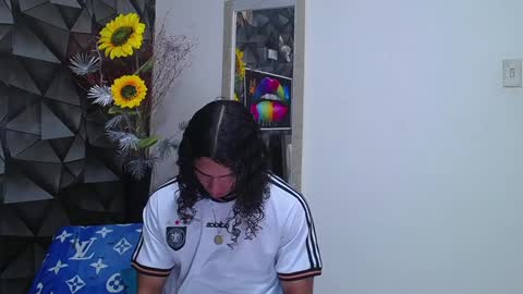 Snapshot of nazper_ chatting on January 5, 2025, 2:52 pm Nazper online show from January 5, 2025, 2:52 pm