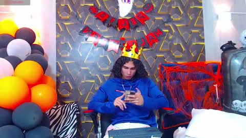 Snapshot of nazper_ chatting on October 24, 2025, 3:52 pm Nazper online show from October 24, 2025, 3:52 pm