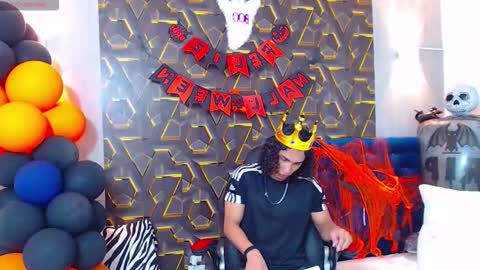 Snapshot of nazper_2 chatting on October 23, 2025, 4:28 pm NAZPER online show from October 23, 2025, 4:28 pm