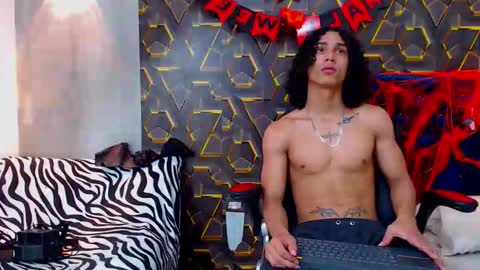 Snapshot of nazper_2 chatting on October 31, 2025, 6:53 pm NAZPER online show from October 31, 2025, 6:53 pm