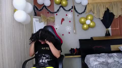 Snapshot of nazper_2 chatting on November 15, 2025, 3:30 pm NAZPER online show from November 15, 2025, 3:30 pm