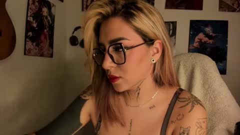 nazzz10 online show from April 11, 2026, 2:21 pm