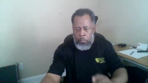 Snapshot of ncmale2021 chatting on September 19, 2025, 6:30 pm Terry online show from September 19, 2025, 6:30 pm