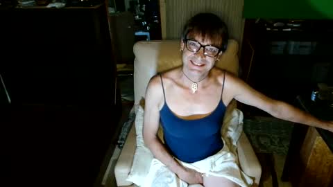 Hi Im CJ online show from February 8, 2025, 9:46 am