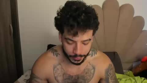 Snapshot of neeii chatting on February 25, 2026, 1:10 pm Nei turn green online show from February 25, 2026, 1:10 pm