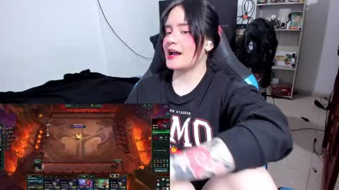 Geek Nicole    im Neeko UwU online show from March 1, 2026, 1:51 am