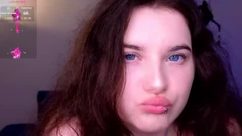 Snapshot of neferixy chatting on June 10, 2026, 7:24 pm Ashley online show from June 10, 2026, 7:24 pm