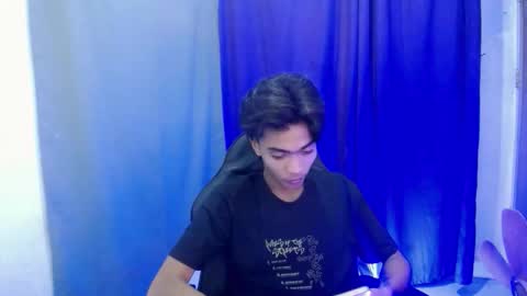 neil_asian69 online show from February 20, 2026, 8:27 am