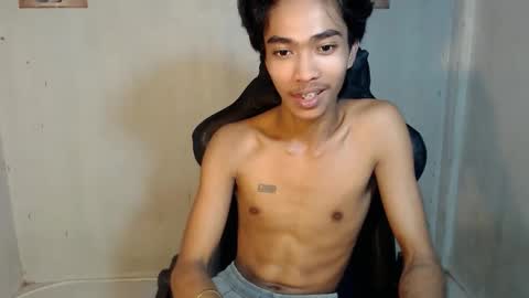 neil_asian69 online show from April 10, 2026, 3:01 am