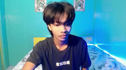 neil_asian69 online show from April 15, 2026, 6:31 am