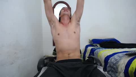 Snapshot of neitan___ chatting on February 26, 2025, 1:32 am neitan___ online show from February 26, 2025, 1:32 am