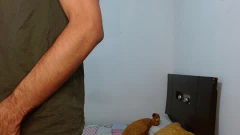 Snapshot of neithanzyn chatting on December 18, 2024, 2:49 pm Neithanzyn online show from December 18, 2024, 2:49 pm