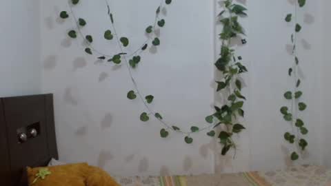 Snapshot of neithanzyn chatting on February 6, 2025, 10:10 pm Neithanzyn online show from February 6, 2025, 10:10 pm