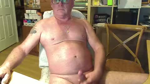 Snapshot of nekkminuttnekkminutt chatting on January 3, 2025, 4:27 pm NECK online show from January 3, 2025, 4:27 pm