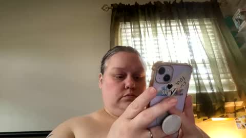 Nellie Atlas online show from April 14, 2026, 4:13 pm