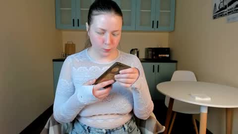 Snapshot of nelliebev chatting on May 8, 2026, 1:38 pm Nellie online show from May 8, 2026, 1:38 pm