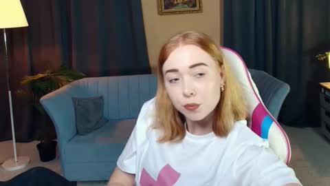 Nelli online show from November 28, 2025, 9:06 pm