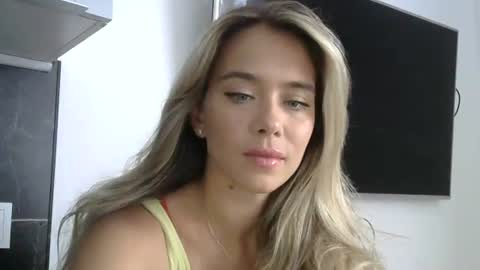 Snapshot of nelly_fortu chatting on July 29, 2026, 10:46 am nelly_fortu online show from July 29, 2026, 10:46 am