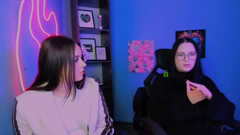 nellyfae online show from February 16, 2026, 2:35 pm