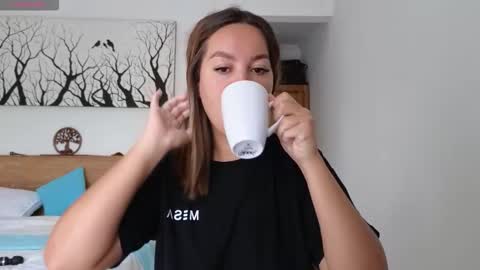 Snapshot of nellyfischer chatting on November 9, 2025, 11:58 pm Nelly online show from November 9, 2025, 11:58 pm