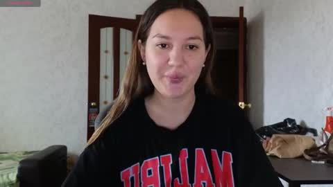 Snapshot of nellyfischer chatting on April 14, 2026, 7:25 am Nelly online show from April 14, 2026, 7:25 am