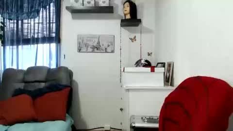 Snapshot of nena_lov chatting on February 5, 2025, 10:01 pm Star online show from February 5, 2025, 10:01 pm