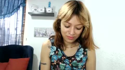 Snapshot of nena_lov chatting on February 24, 2025, 5:31 pm Star online show from February 24, 2025, 5:31 pm