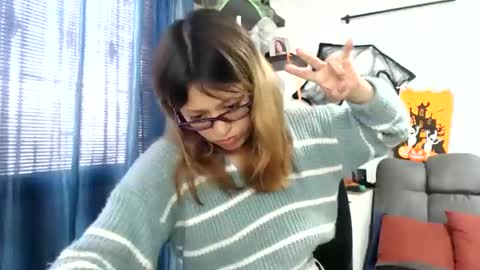 Snapshot of nena_lov chatting on October 15, 2025, 6:52 pm Star online show from October 15, 2025, 6:52 pm