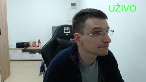 Snapshot of nenadtv14 chatting on January 14, 2025, 10:12 pm Nenadtv online show from January 14, 2025, 10:12 pm