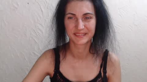 Nensy online show from June 18, 2026, 3:27 pm