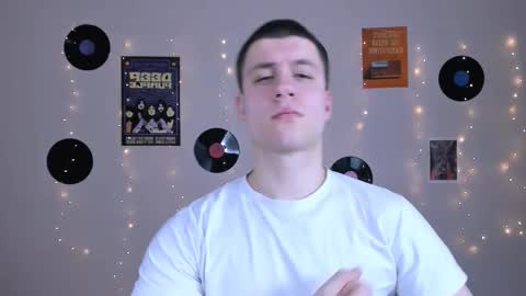 neo_raze_ online show from February 2, 2026, 8:07 pm