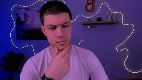 neo_raze_ online show from April 2, 2026, 6:49 pm