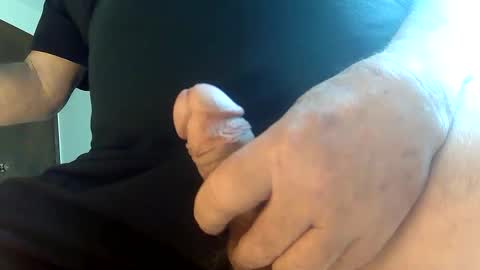 Snapshot of neohiom4f chatting on March 5, 2025, 6:23 pm neohiom4f online show from March 5, 2025, 6:23 pm