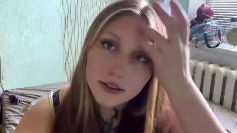 neomimaddern online show from July 19, 2026, 3:38 pm