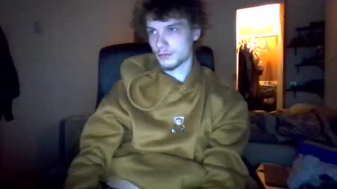 nephew_p online show from April 23, 2026, 12:34 am