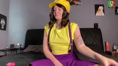 Snapshot of nerdgibbler chatting on February 4, 2025, 5:55 pm NerdGibbler online show from February 4, 2025, 5:55 pm