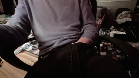 Snapshot of nerdyboi22 chatting on February 26, 2025, 5:53 am nerdyboi22 online show from February 26, 2025, 5:53 am