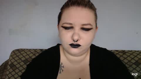 Snapshot of neriphine chatting on October 8, 2025, 7:50 am Neriphine online show from October 8, 2025, 7:50 am