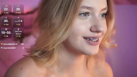 Snapshot of nerissa_xo chatting on October 18, 2025, 9:15 pm Nerissa online show from October 18, 2025, 9:15 pm