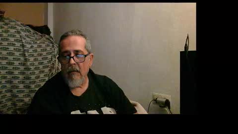 neron401 online show from November 6, 2025, 9:48 pm