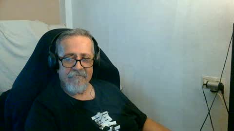 Snapshot of neron401 chatting on June 21, 2026, 2:08 pm neron401 online show from June 21, 2026, 2:08 pm