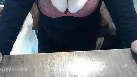 Snapshot of neslihan35 chatting on February 18, 2025, 8:47 pm neslihan online show from February 18, 2025, 8:47 pm