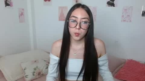 Snapshot of nessaa_ chatting on June 29, 2026, 7:58 am Nessa online show from June 29, 2026, 7:58 am
